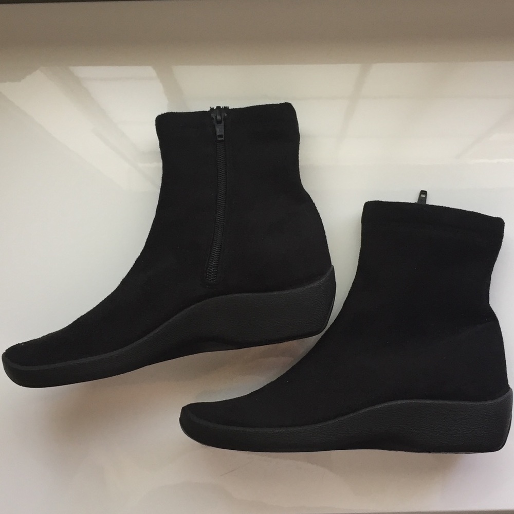 Arcopedico Ankle Boots